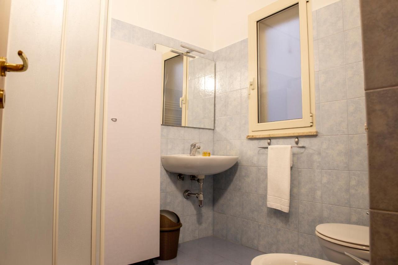 Casa Mazzini Apartment Monopoli Bagian luar foto